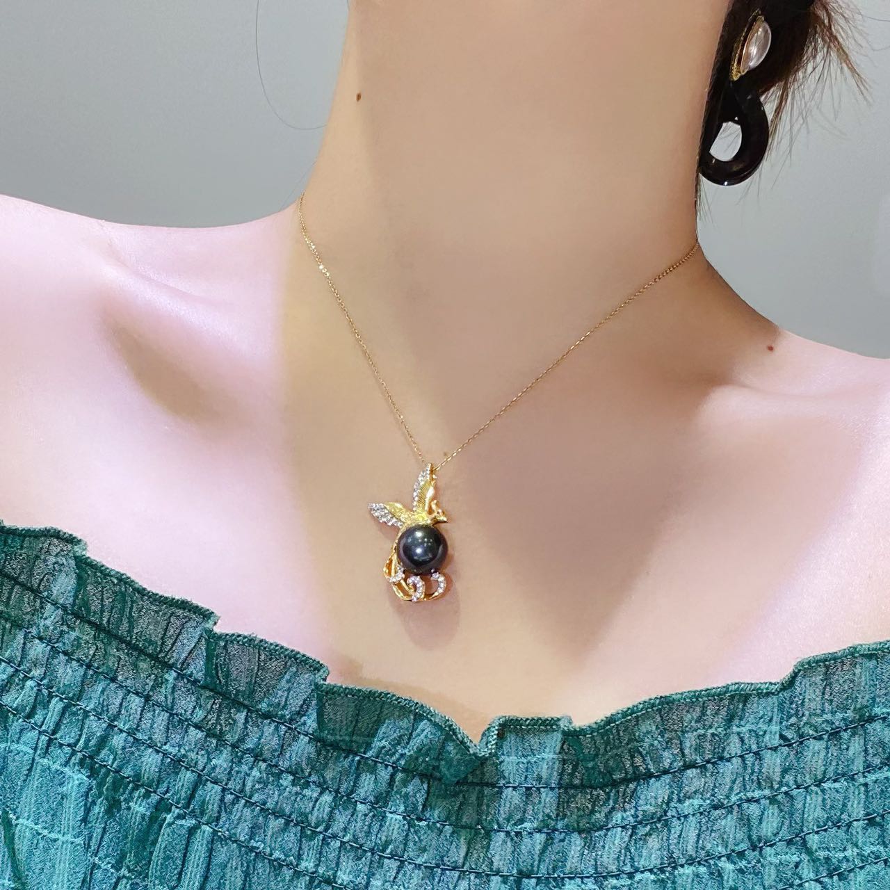 12-13mm Tahitian Pearl Phoenix Pendent, S925 Sliver Setting