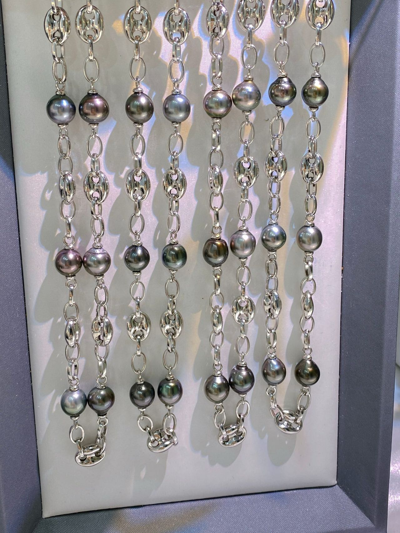 9-10mm Baroque Tahitian Pearl Suit