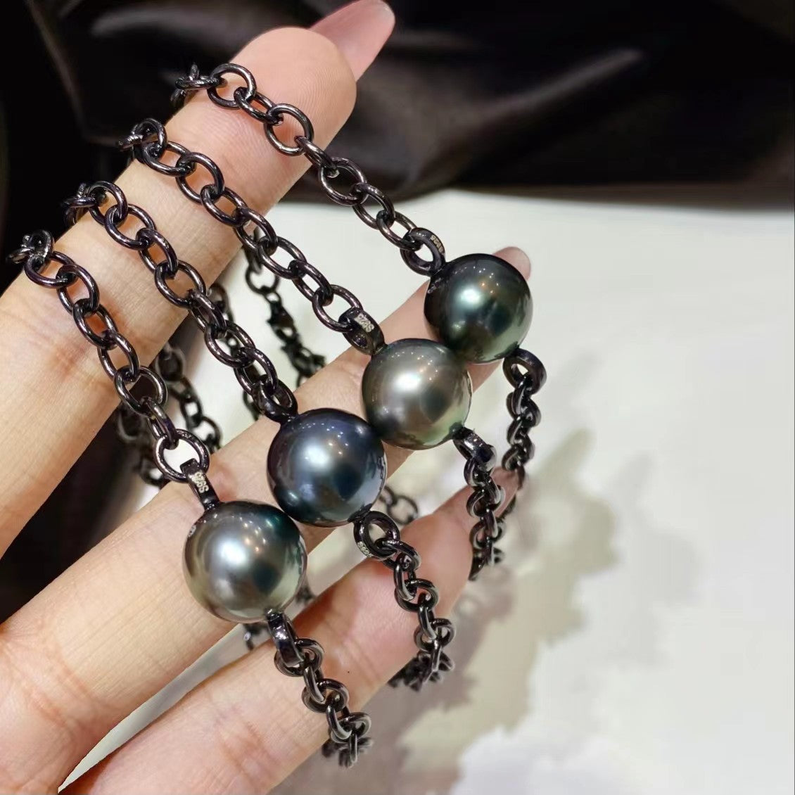 12-13mm M-design 12-13mm Tahitian Pearl Bracelet, S925 Black Sliver