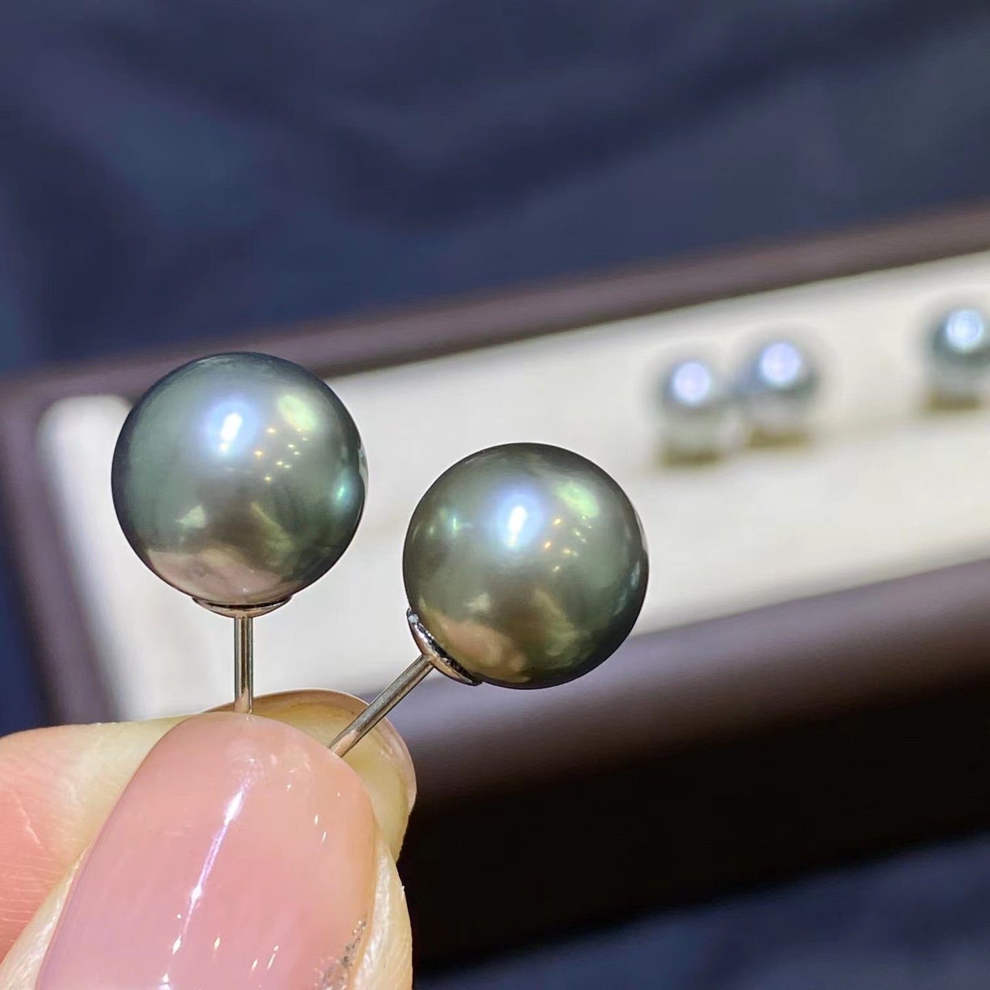 9-10mm Classical Tahitian Pearl Earring, S925 Sliver Setting