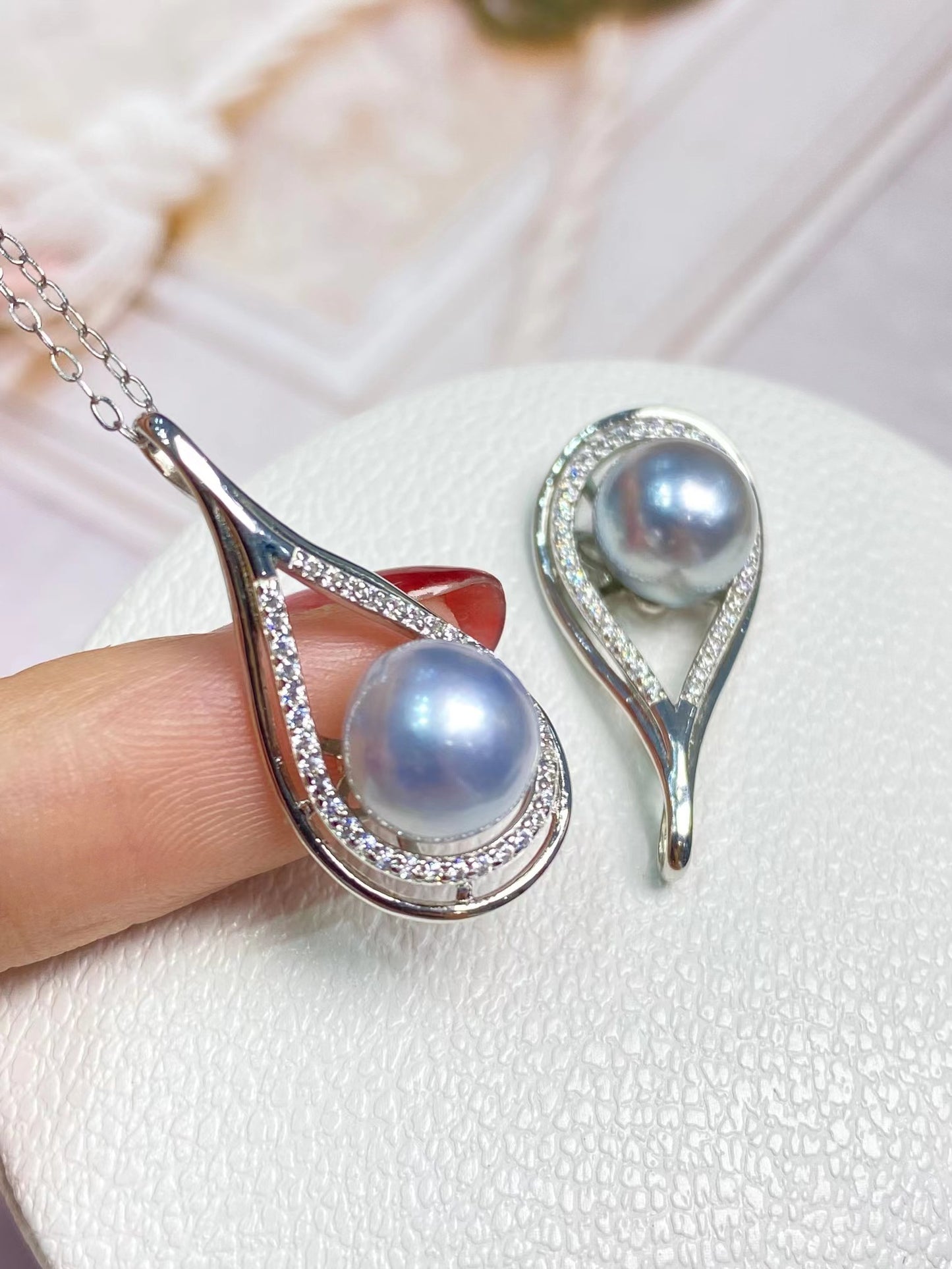 8-9mm Grey Akoya Stylish Pearl Pendent, S925 Sliver Setting