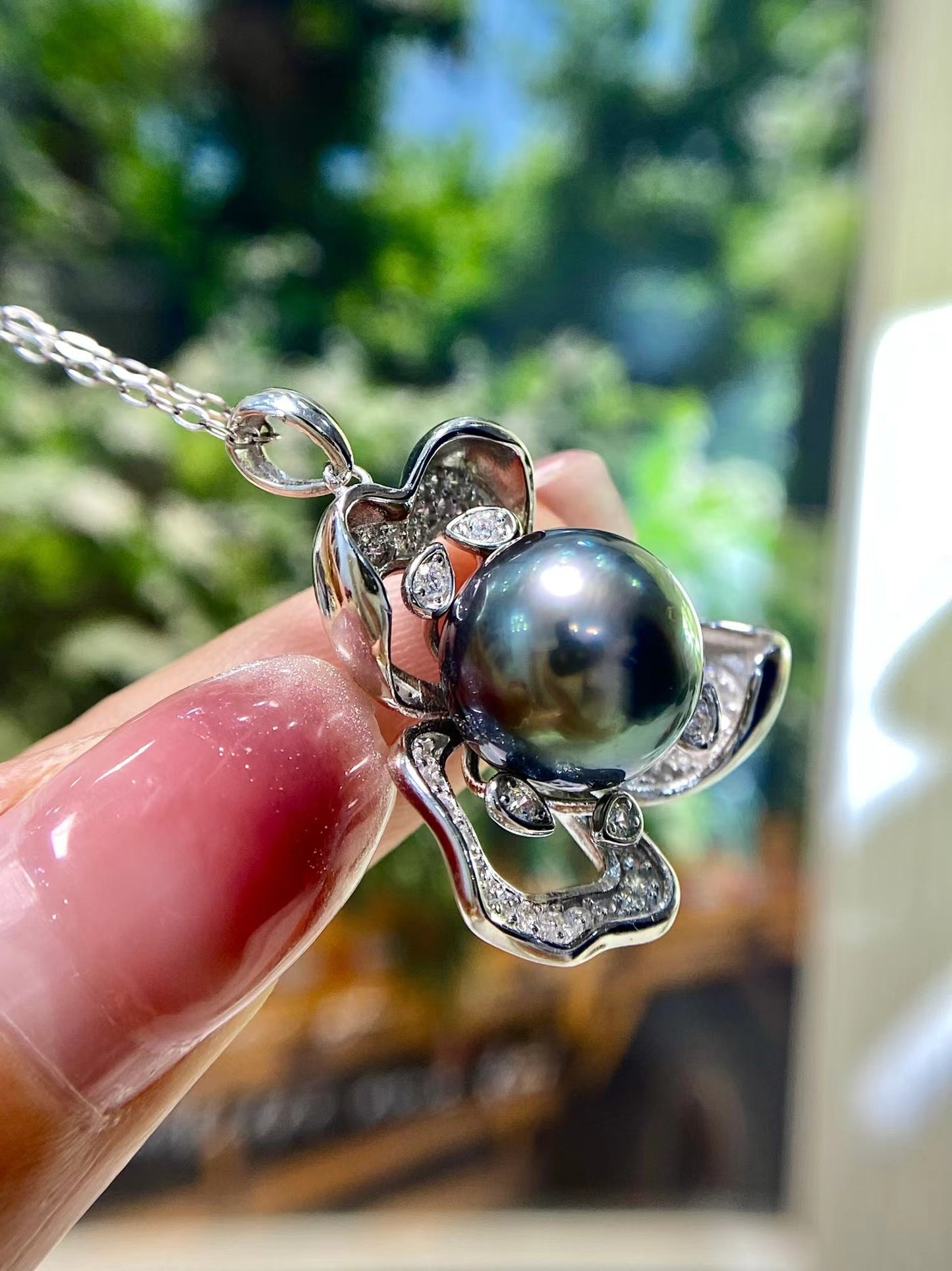 11-12mm Tahitian Pearl Flower Pendent, S925 Sliver Setting