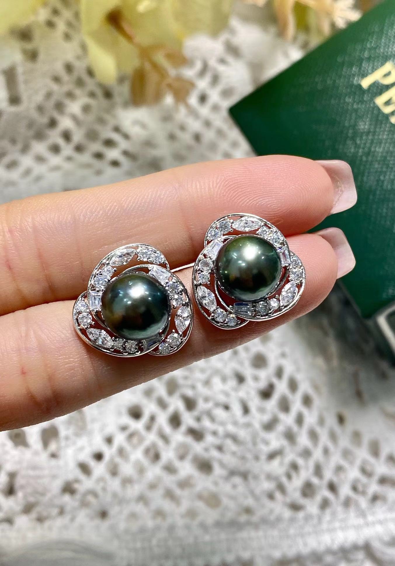 9-10mm Tahitian Pearl Flower Earring, S925 Sliver Setting