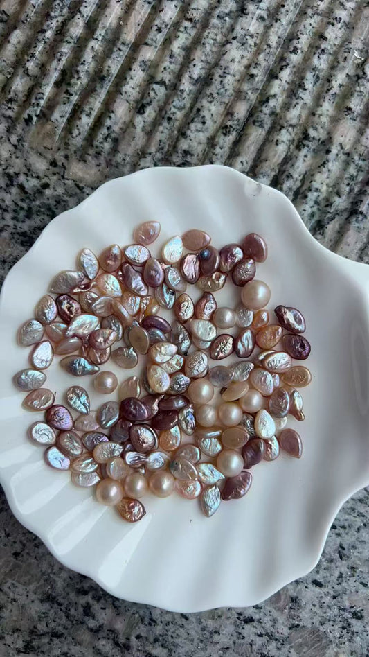 【Live-Gary】tear drop-shaped Baroque Pearl clam (3-6pcs tear drop baroque pearls+1 edison pearl)